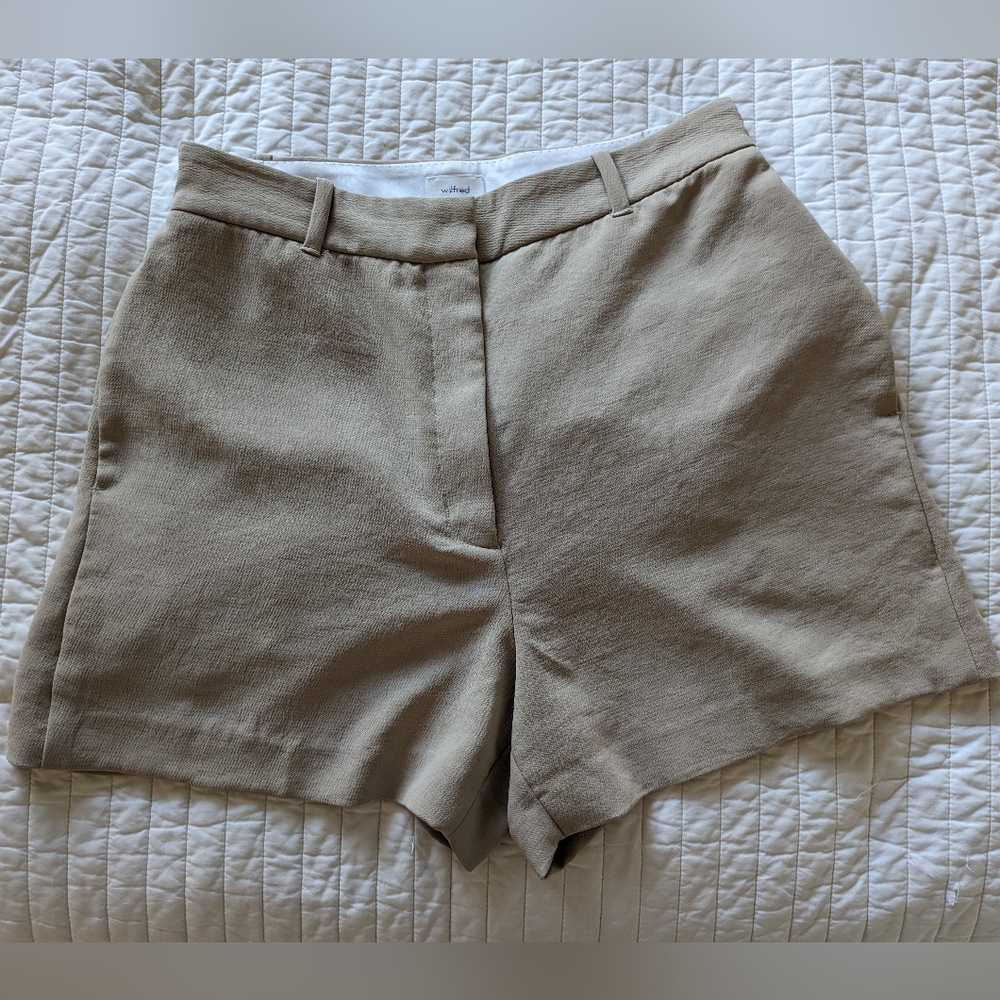 Aritzia Wilfred Tailored Short